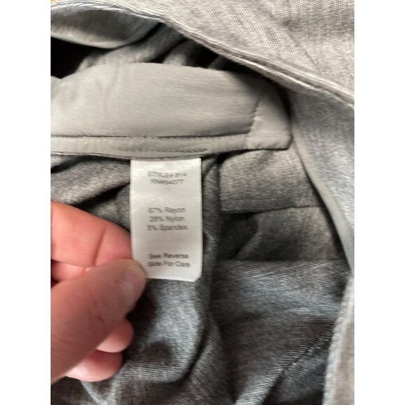 CAbi #814 Side Entry Trouser Newport Ponte Slim Pants Size 6 - Picture 6 of 9